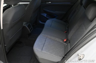 Volkswagen Golf 2,0 TDI 110 KW DSG Life Z 2022