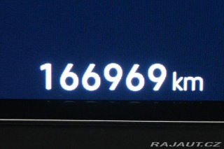 Volkswagen Golf 2,0 TDI 110 KW DSG Life Z 2022