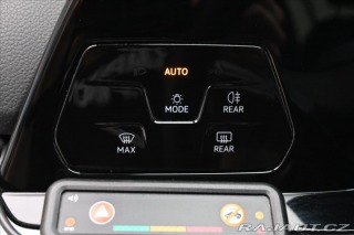 Volkswagen Golf 2,0 TDI 110 KW DSG Life Z 2022