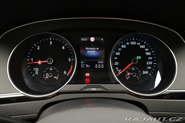 Volkswagen Passat 2,0 TDI 110 kW DSG BUSINE 2022