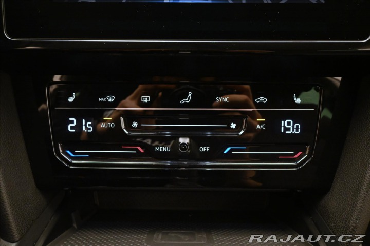 Volkswagen Passat 2,0 TDI 110 kW DSG BUSINE 2022