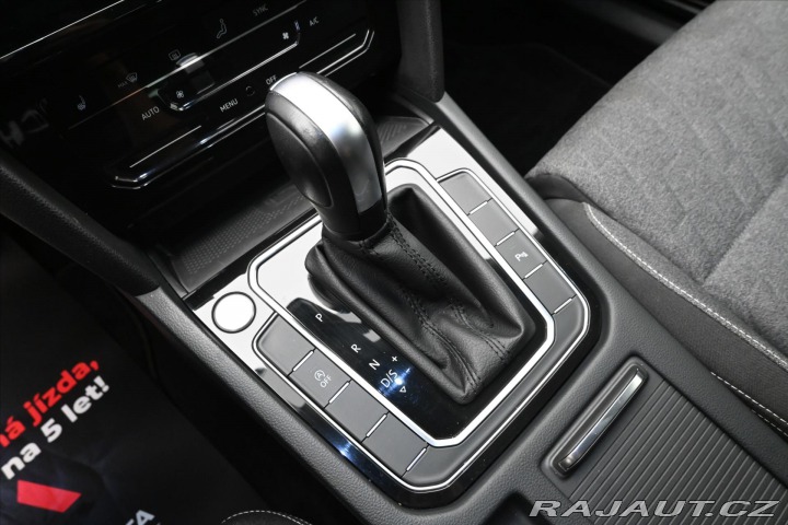 Volkswagen Passat 2,0 TDI 110 kW DSG BUSINE 2022