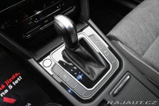 Volkswagen Passat 2,0 TDI 110 kW DSG BUSINE 2022