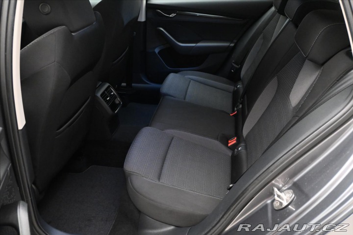 Škoda Octavia 2,0 TDI 110kW DSG NAVIGAC 2022