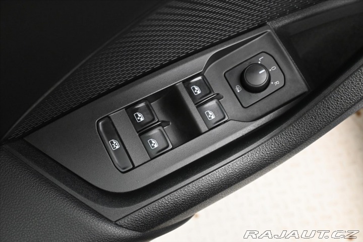 Škoda Octavia 2,0 TDI 110kW DSG NAVIGAC 2022