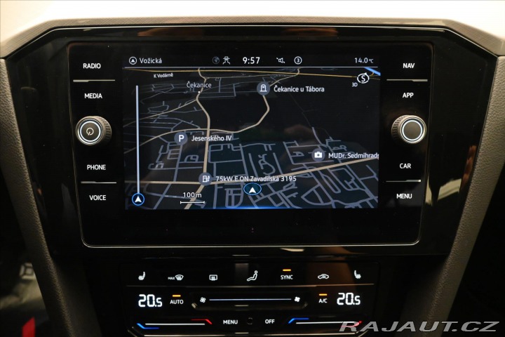 Volkswagen Passat 2,0 TDI 110 KW DSG Záruka 2022