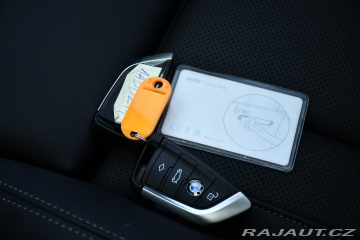 BMW 3 320d xDrive MSPORT 1M 3LZ 2024