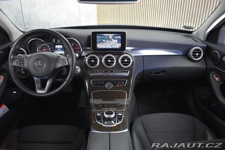 Mercedes-Benz C C 250d 4MATIC AMG*TAŽNÉ*Č 2017