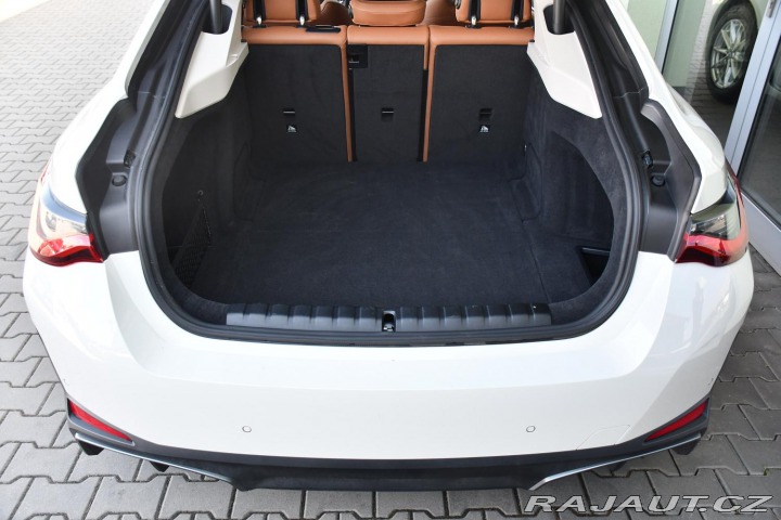 BMW i4 eDrive35 FACELIFT 3L-ZÁRU 2025