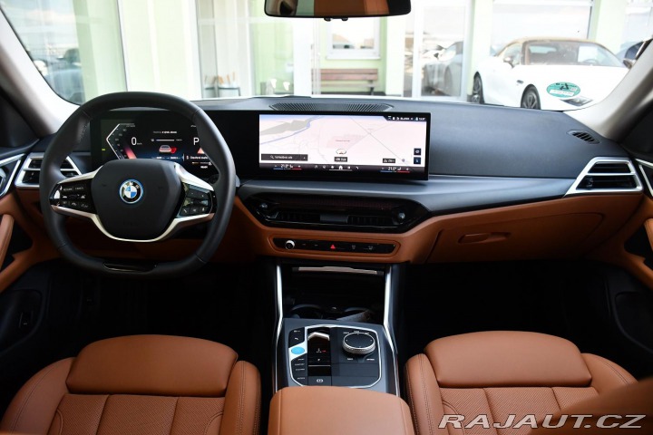 BMW i4 eDrive35 FACELIFT 3L-ZÁRU 2025