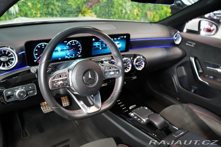 Mercedes-Benz CLA 200*4M*AMG*PANO*DISTRONIC 2022