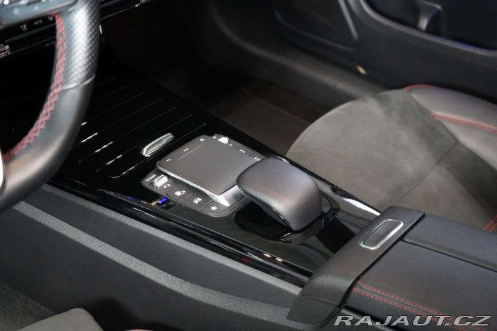 Mercedes-Benz CLA 200*4M*AMG*PANO*DISTRONIC 2022