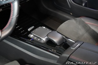 Mercedes-Benz CLA 200*4M*AMG*PANO*DISTRONIC 2022