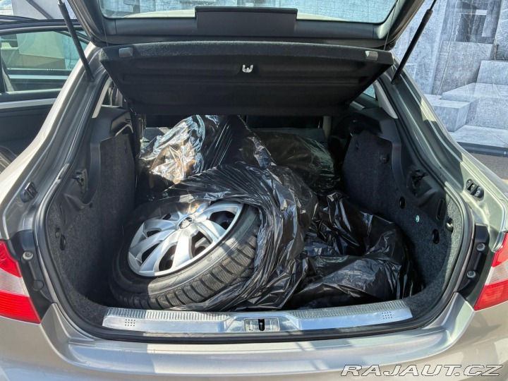 Škoda Superb 2.0TDI, 103KW 2012