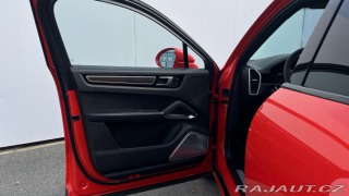 Porsche Cayenne Turbo 2019