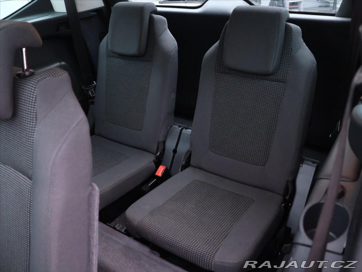 Peugeot 5008 1,6 HDI 120k CZ Allure 7- 2017