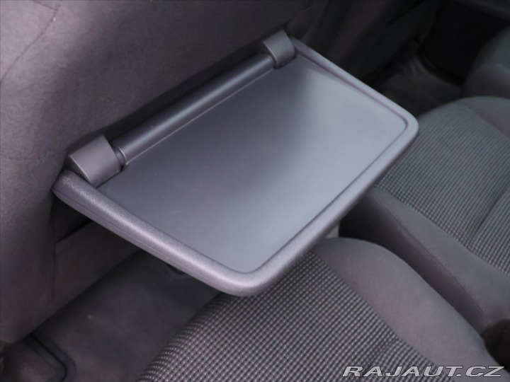 Peugeot 5008 1,6 HDI 120k CZ Allure 7- 2017
