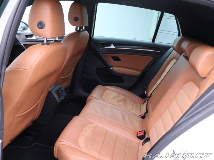 Volkswagen Golf 1,4 TSI 103kW DSG CZ High 2015