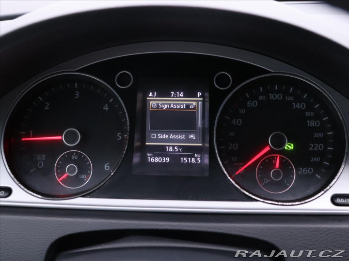 Volkswagen Passat 2,0 TDI 130kW DSG CZ R-Li 2014