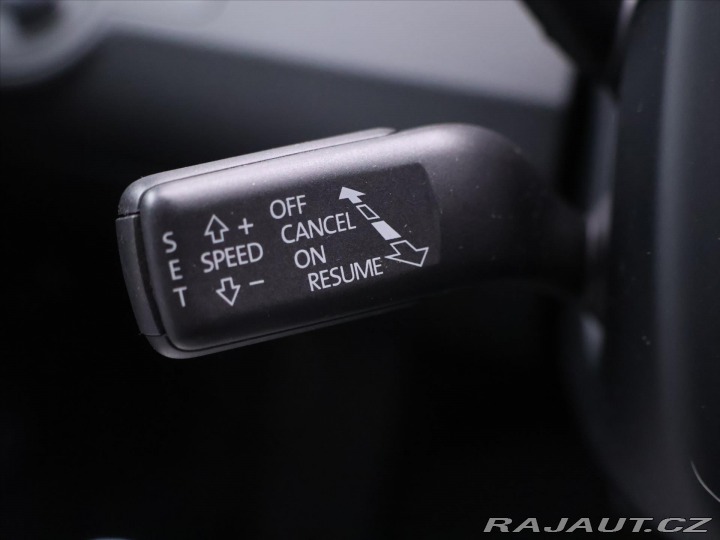 Volkswagen Passat 2,0 TDI 130kW DSG CZ R-Li 2014