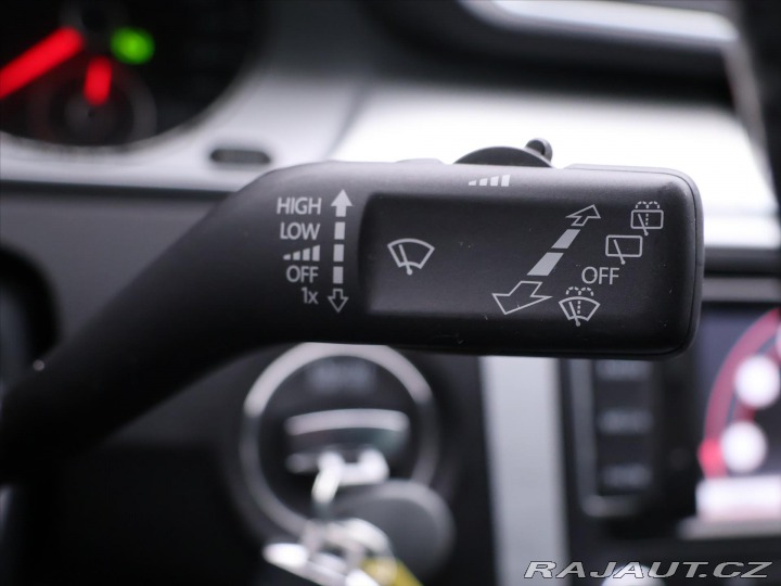 Volkswagen Passat 2,0 TDI 130kW DSG CZ R-Li 2014