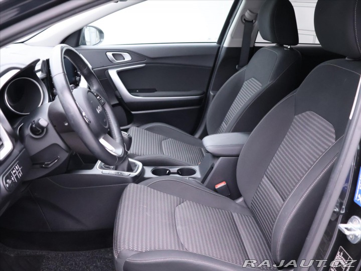 Kia Ceed 1,0 T-GDI 74kW Exclusive 2022