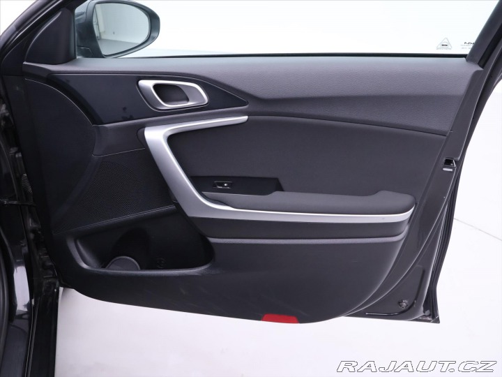 Kia Ceed 1,0 T-GDI 74kW Exclusive 2022