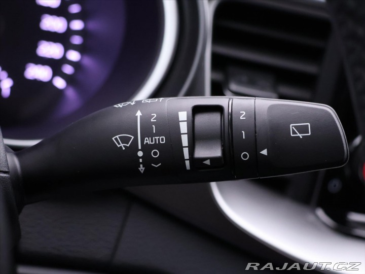 Kia Ceed 1,0 T-GDI 74kW Exclusive 2022