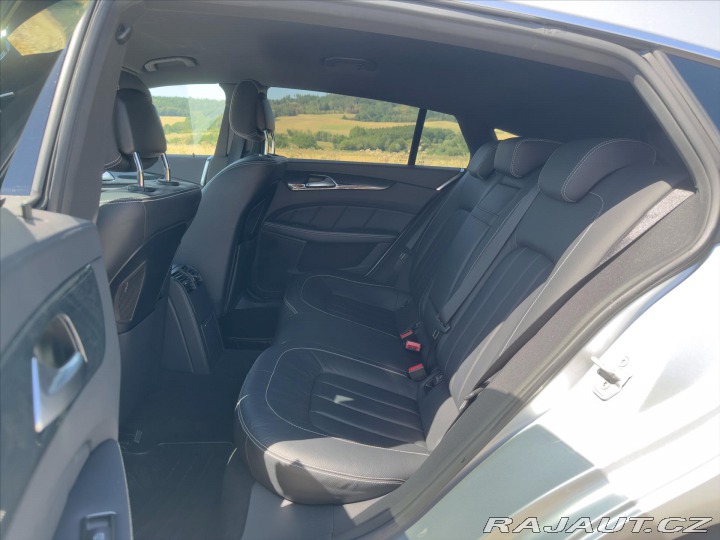 Mercedes-Benz CLS 3,0 350d 185kW AMG-Line 4 2015