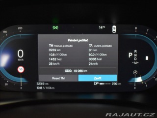 Volvo XC40 2,0 B4 AWD PLUS Bezklíč,H 2023