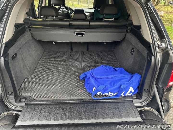 BMW X5 3,0   d 2014, 140 000 km, 1800