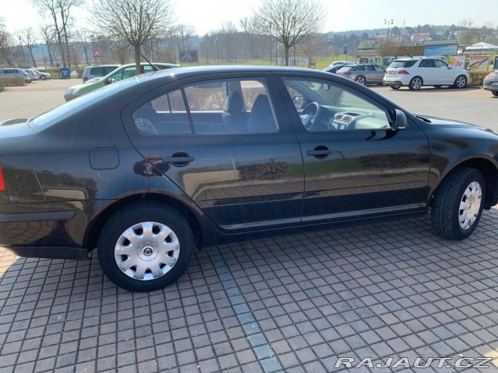 Škoda Octavia 1,6   Mpi 2011