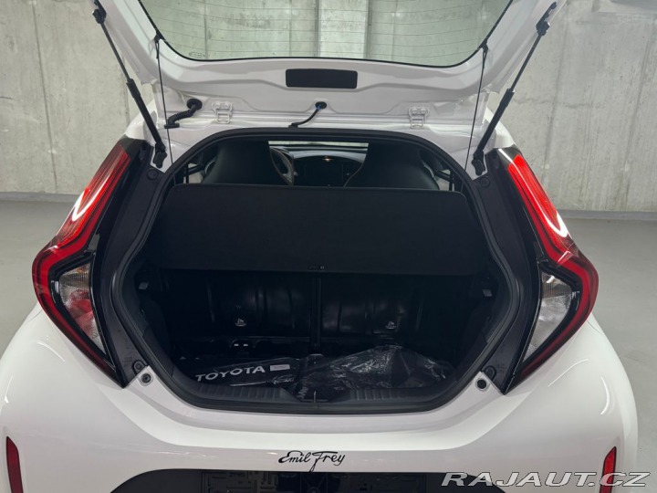 Toyota Aygo 1.5, HEV, Active 2026