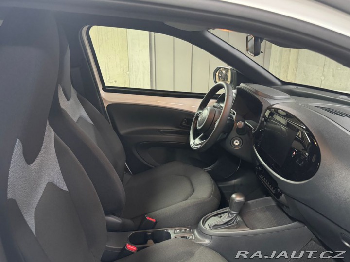 Toyota Aygo 1.5, HEV, Active 2026