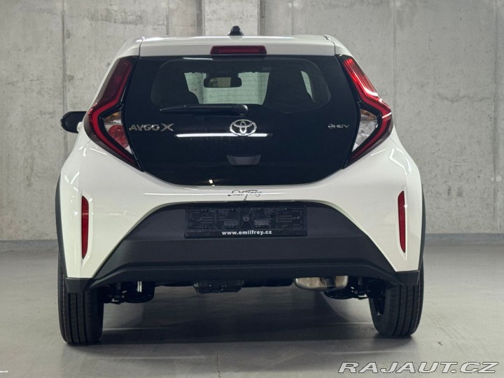 Toyota Aygo 1.5, HEV, Active 2026