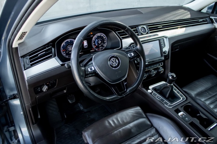 Volkswagen Passat Variant  / Comfortline/ N 2015