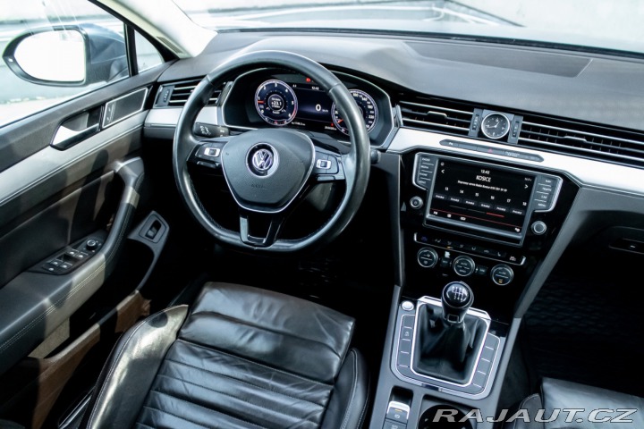 Volkswagen Passat Variant  / Comfortline/ N 2015