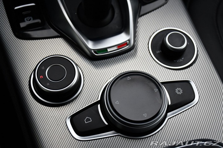 Alfa Romeo Stelvio 2.0TURBO 16V Q4 147kW SPR 2020