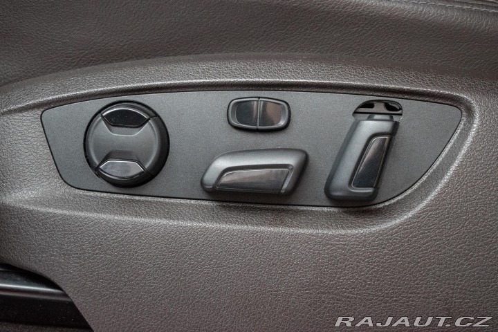 Volkswagen Touareg 3.0 TDI TAŽNÉ*VZDUCH*KAME 2015