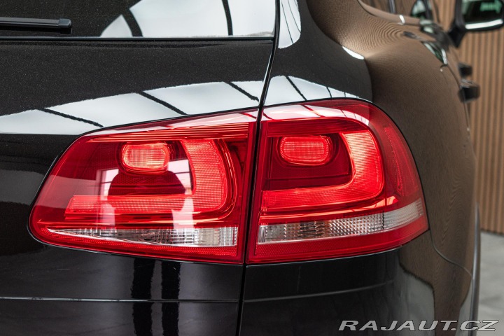 Volkswagen Touareg 3.0 TDI TAŽNÉ*VZDUCH*KAME 2015