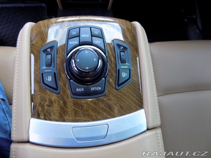 BMW 7 740d/Long/xDrive/NAVI/LED 2012