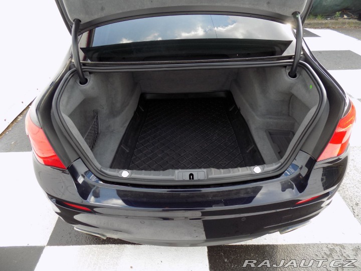 BMW 7 740d/Long/xDrive/NAVI/LED 2012