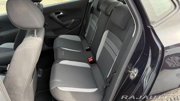 Volkswagen Polo 1.2TSi 66kW *ALU*PDC*Navi 2014