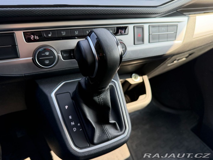 Volkswagen Multivan Comfortline  7míst 2,0TDI 2022