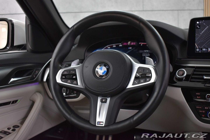 BMW 5 540i xDrive ///M LASER*ČR 2021
