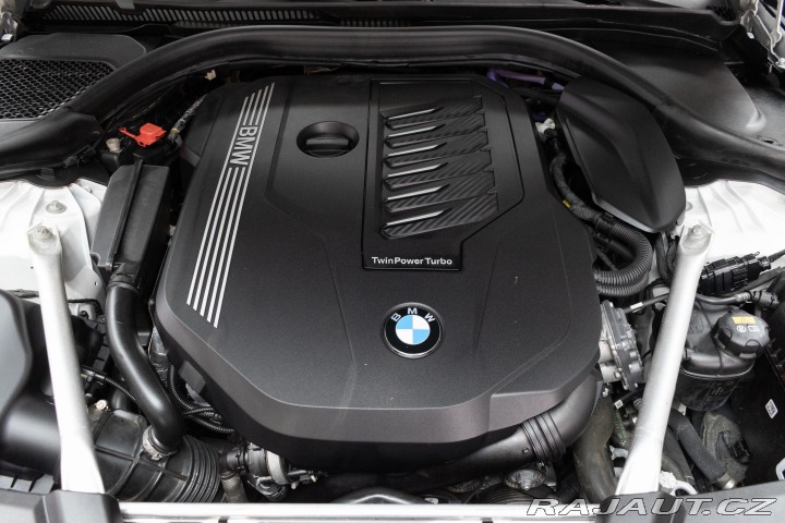 BMW 5 540i xDrive ///M LASER*ČR 2021