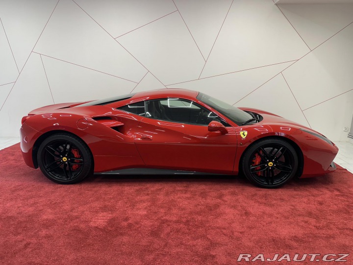Ferrari 488 GTB Full Carbon*TEMPOMAT* 2016