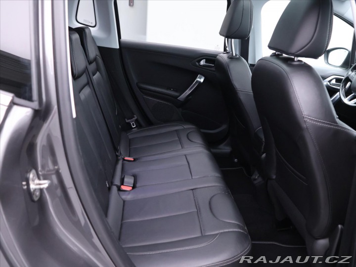Peugeot 2008 1,2 PT 96kW Kůže Navi 1.M 2017