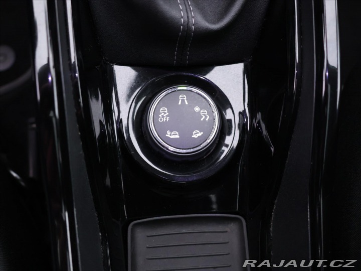 Peugeot 2008 1,2 PT 96kW Kůže Navi 1.M 2017