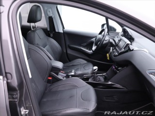 Peugeot 2008 1,2 PT 96kW Kůže Navi 1.M 2017